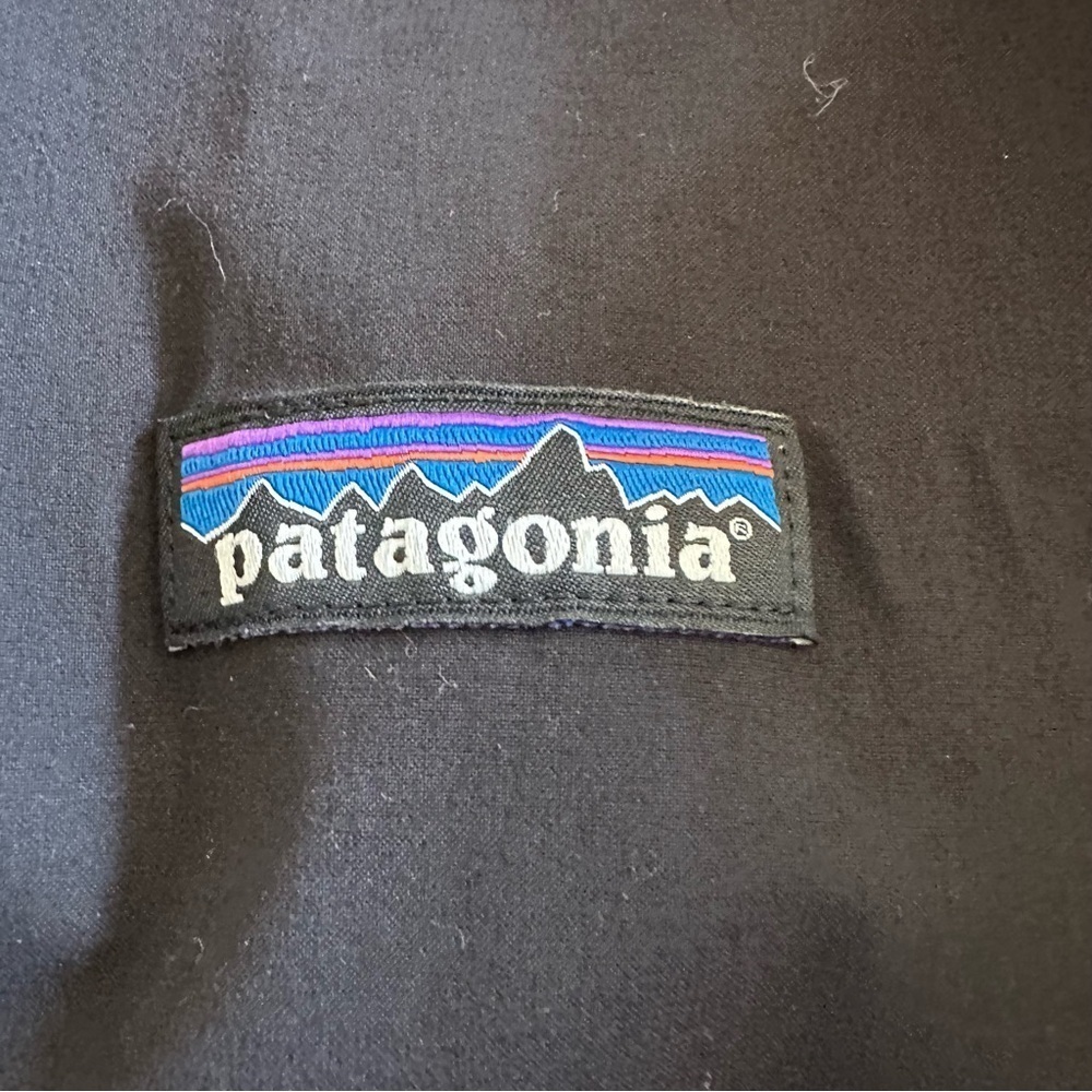 Patagonia Women's Quandary H2No Waterproof Hooded Jacket – Black - Picture 3 of 7